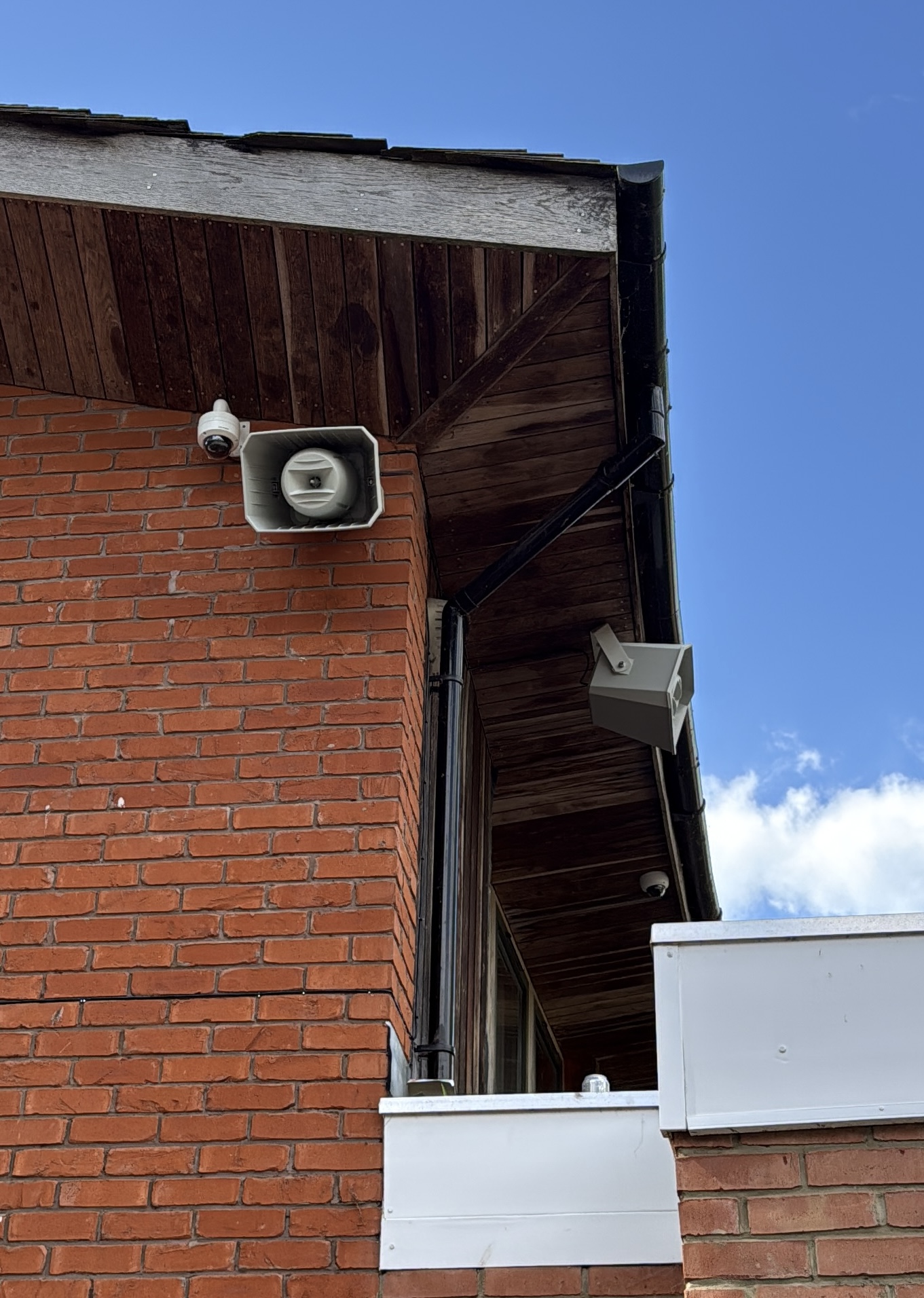 Outdoor event PA system installation